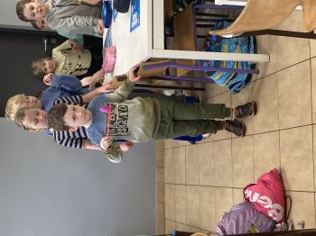 An egg hunt - run and answer